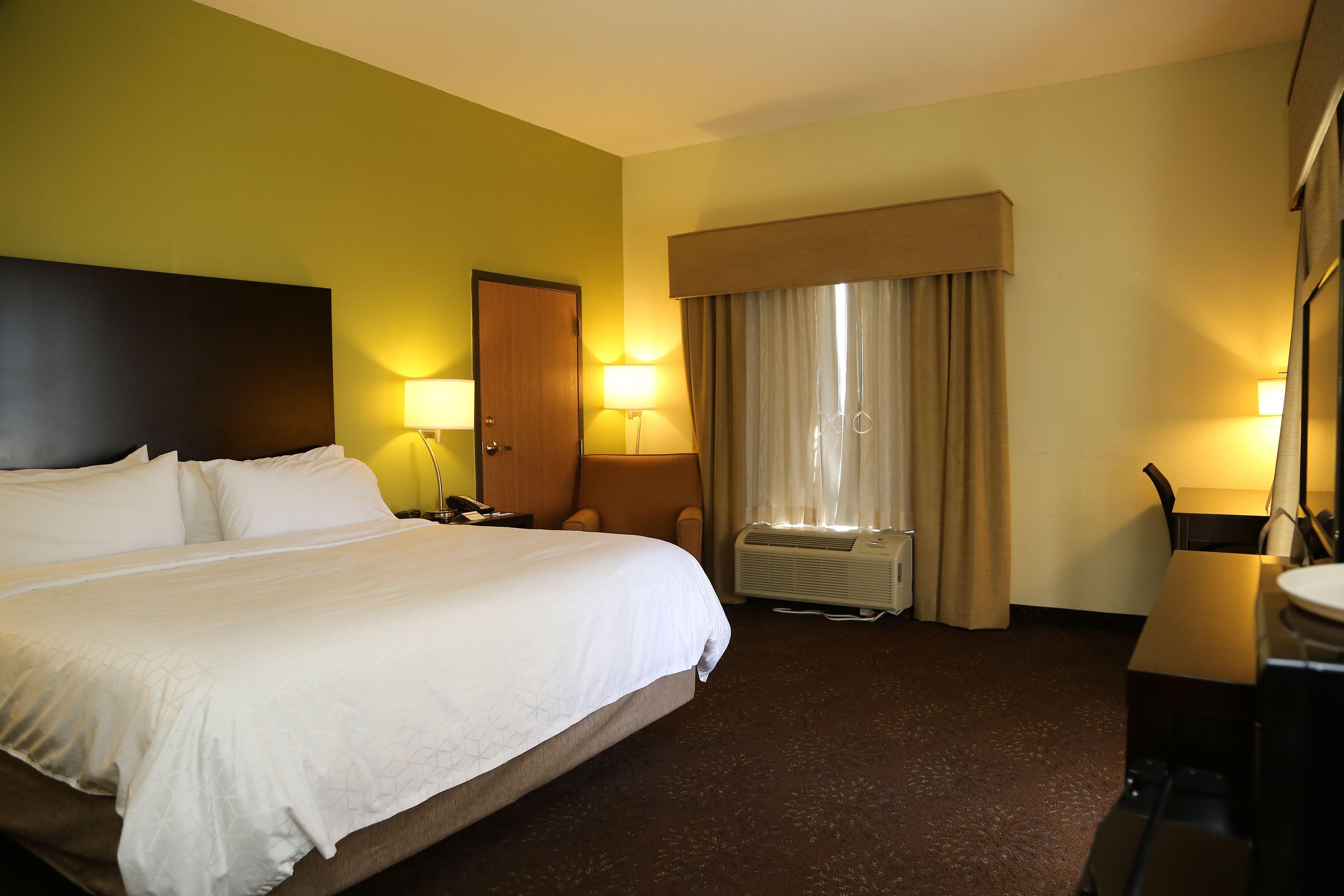 Holiday Inn Express Hotel & Suites Cleveland - Ms By Ihg Exterior foto